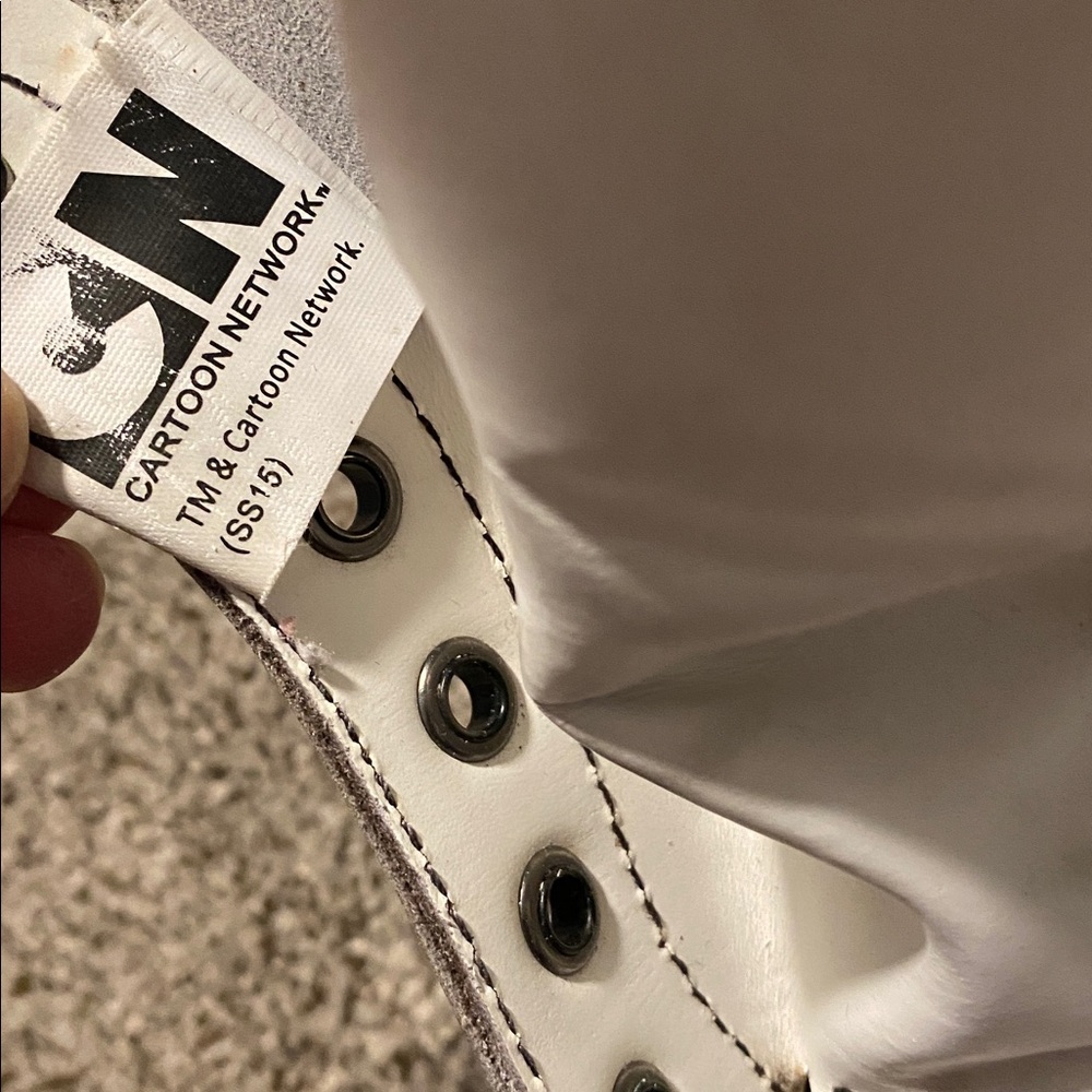 Dr. Martens Cartoon Network White Boots with Black Trim - Picture 14 of 17